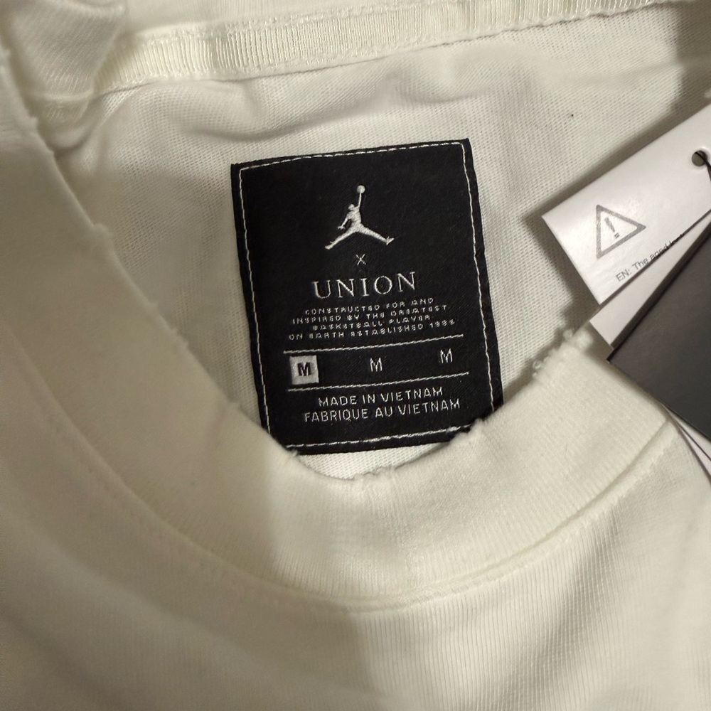 UNION x Jordan Longsleeve - Picture 2 of 3
